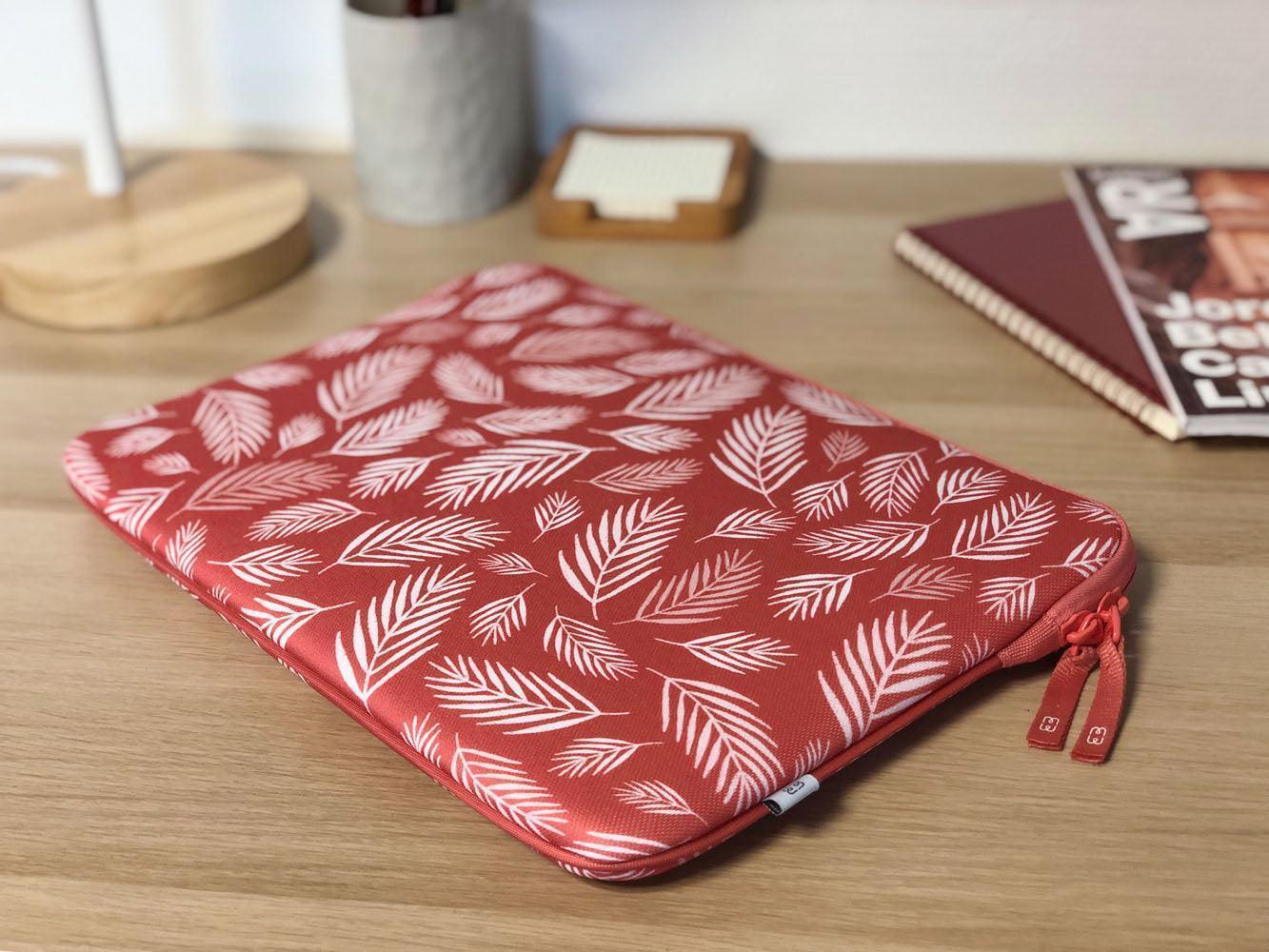 Housse pour MacBook Pro 14" - Pattern ²Life Botanic Rouge